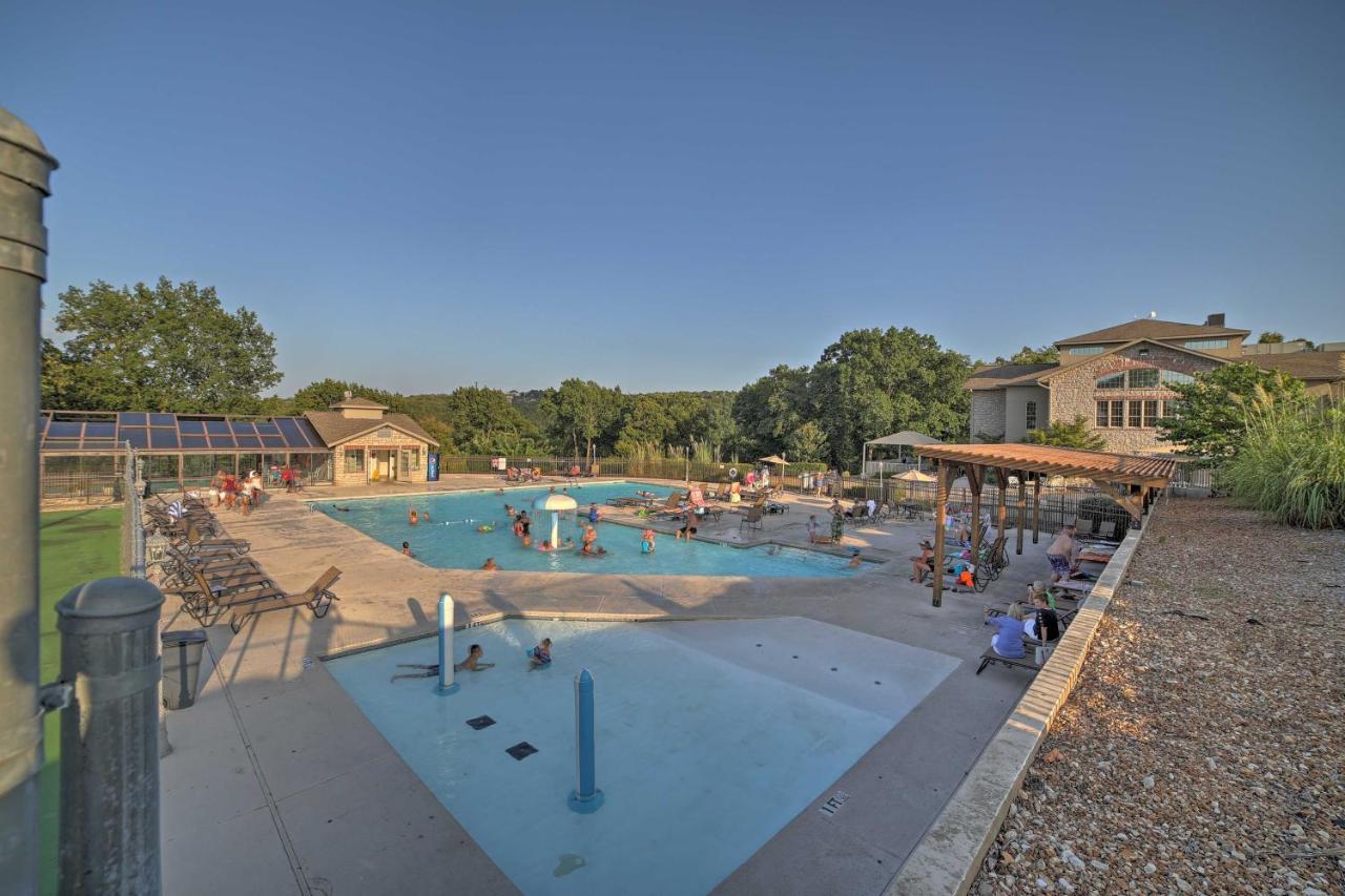 Lavish Branson Escape With Resort And Lake Access Exterior photo